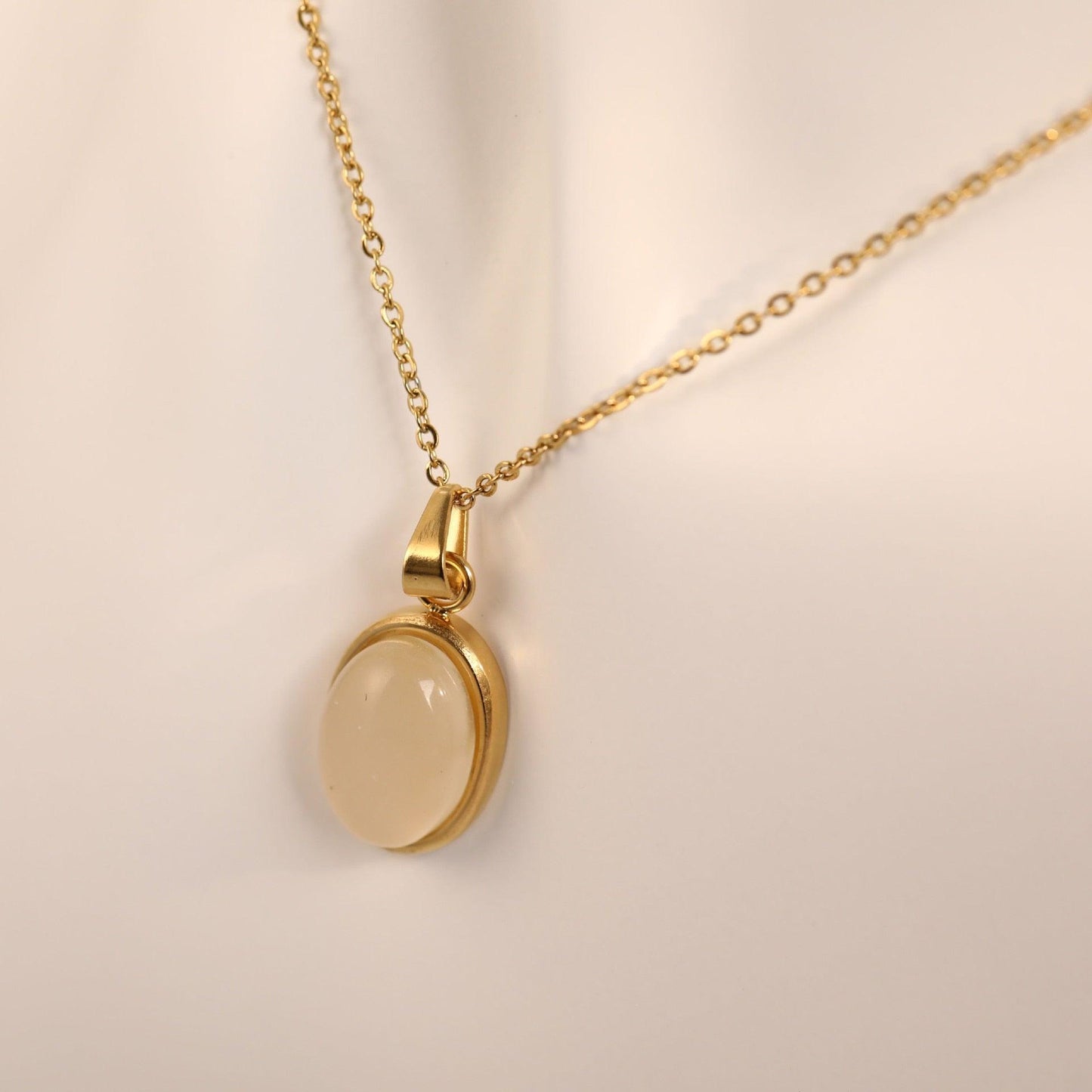 Vintage Water Drop Pendant Necklace Necklaces - The Burner Shop