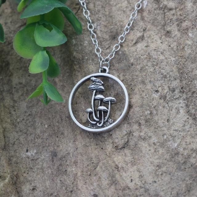 Witchy Nature Pendant Necklace Necklaces - The Burner Shop
