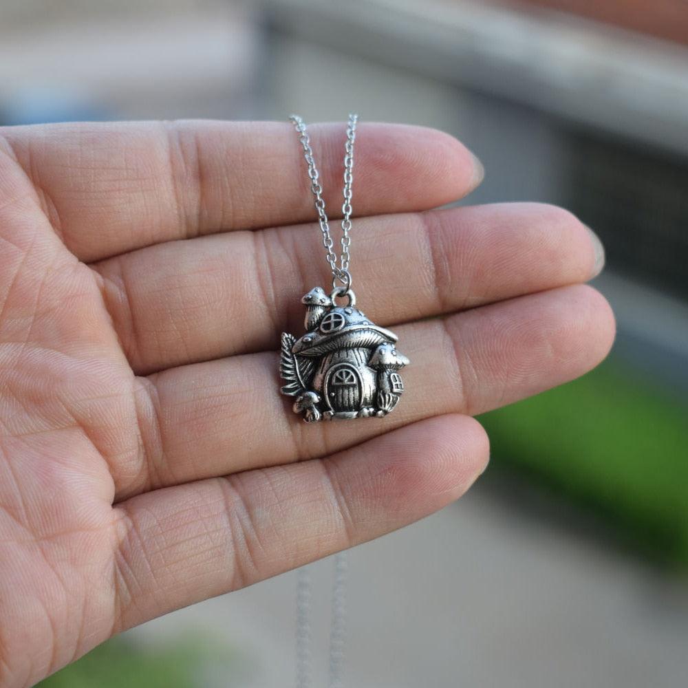 Witchy Nature Pendant Necklace Necklaces - The Burner Shop