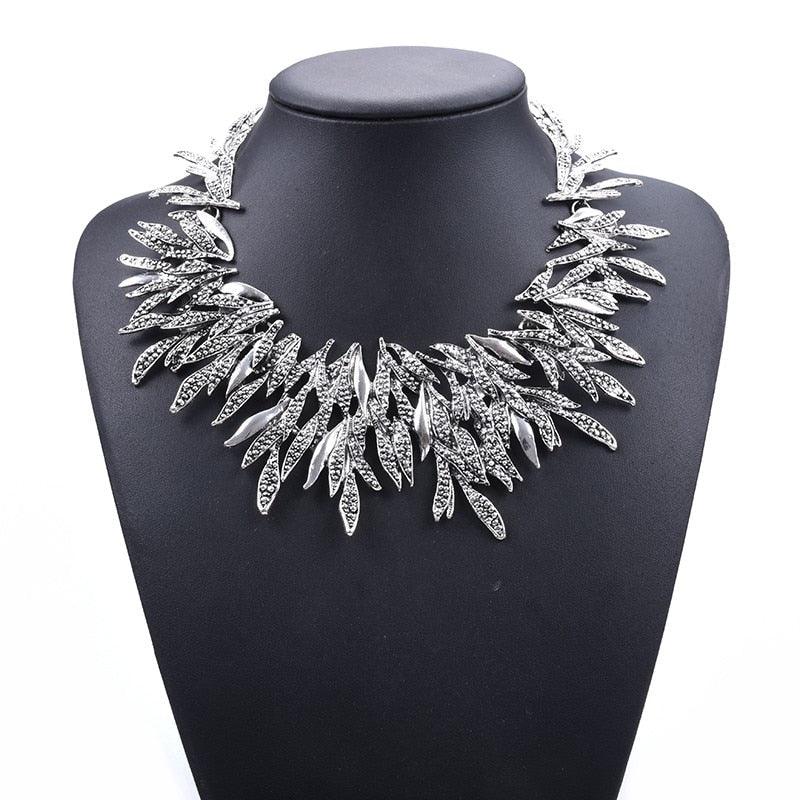 Bohemian Carved Vintage Necklace Necklaces - The Burner Shop